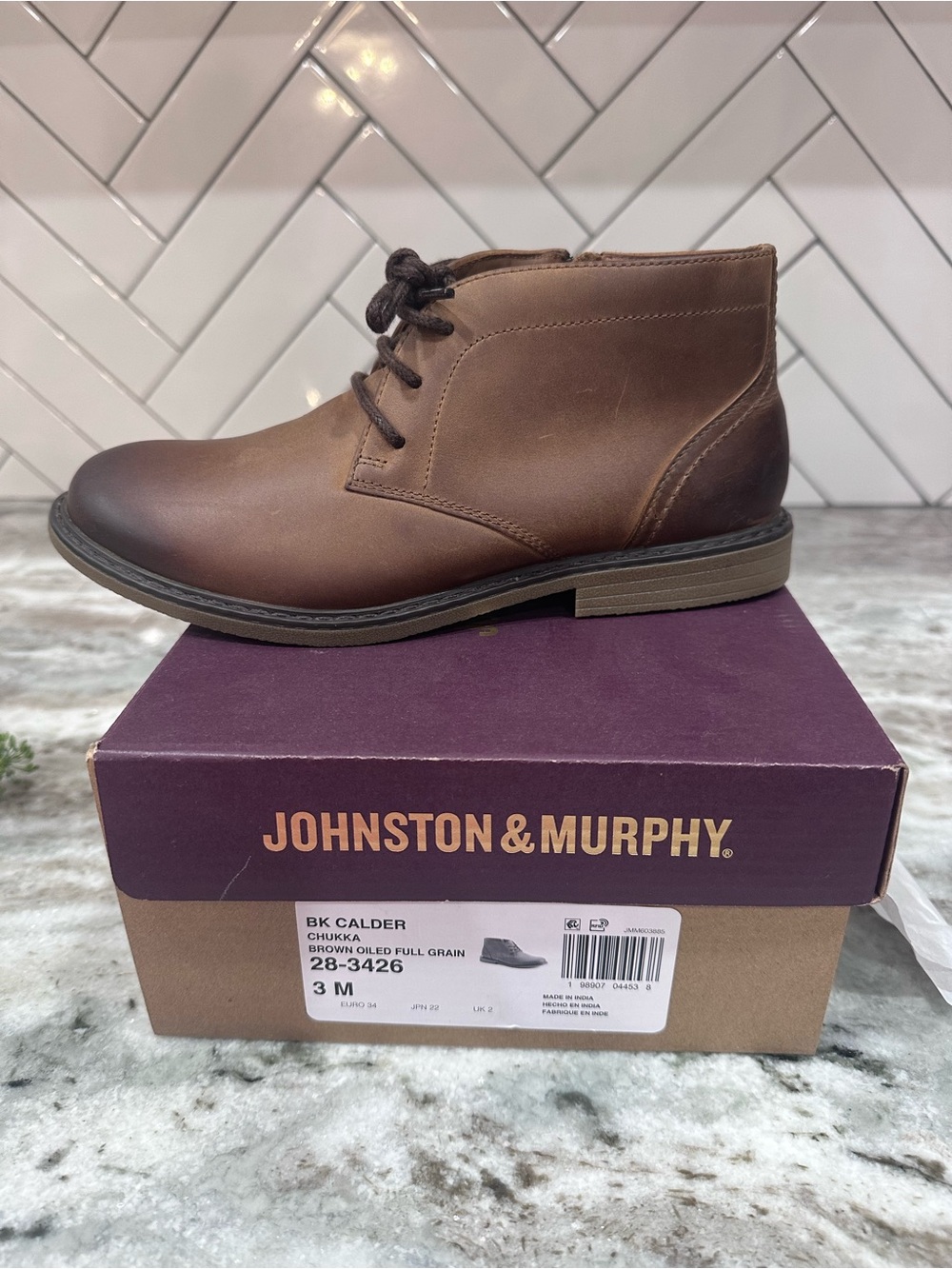 Johnston & Murphy Brown Leather Chukka Boots